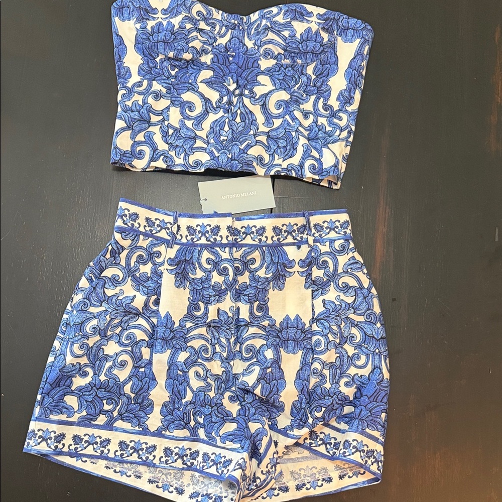 ANTONIO MELANI Blue and Cream High Waist Shorts
